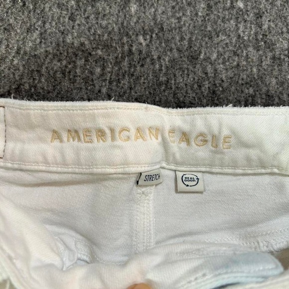 American Eagle Shorts Women's Size 0 White Mom Shorts Stretch High Waisted - Picture 3 of 7